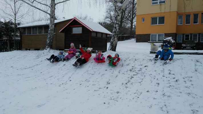 Obrázek k HOLA hola 2